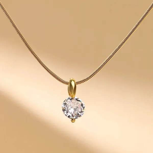 Gold_Zircon_Pendants_For_Women